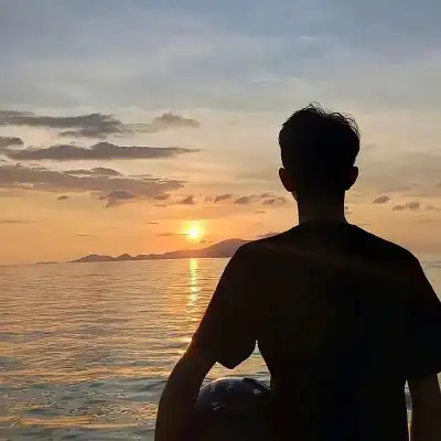 郁雁卉